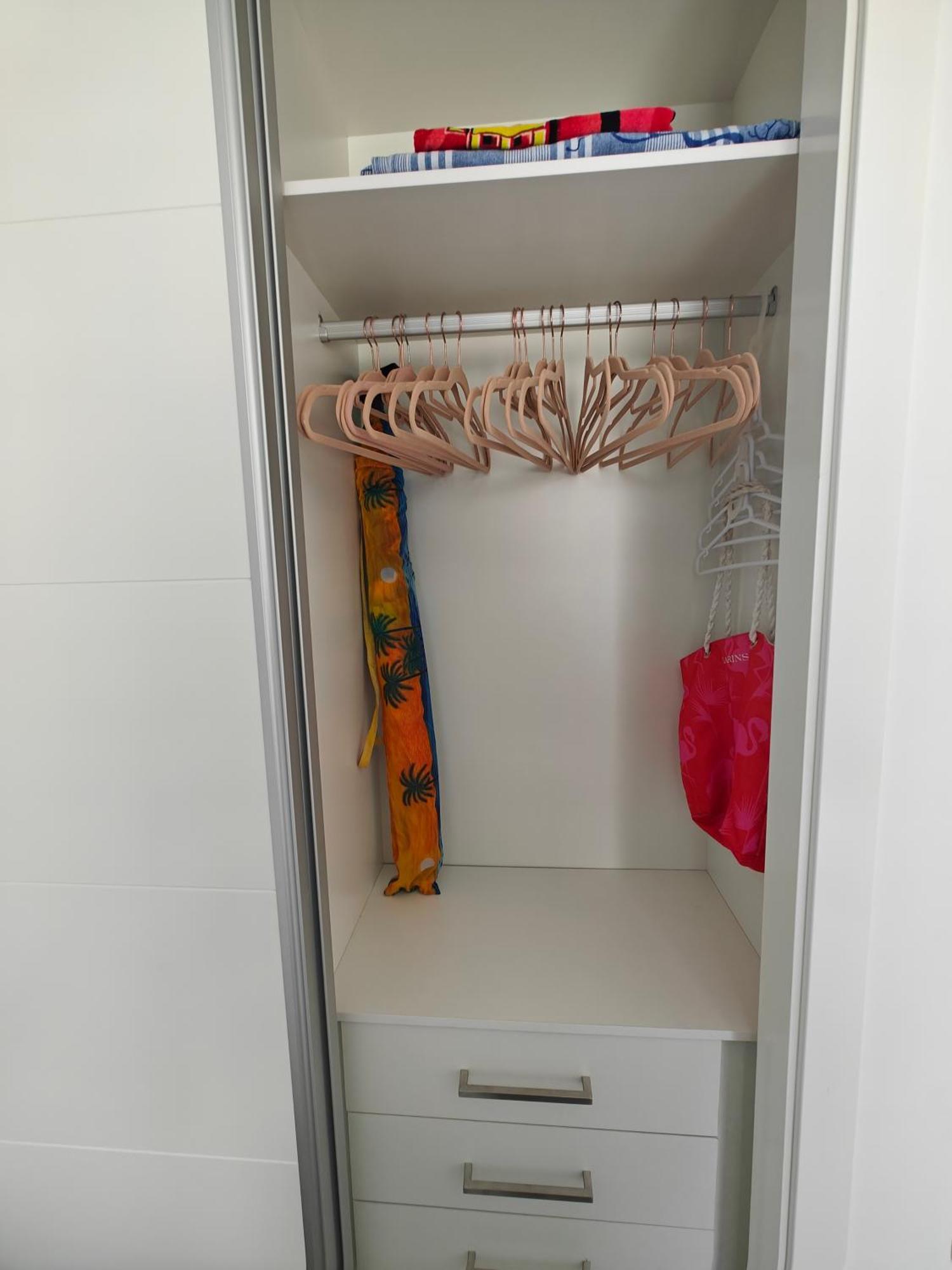 Sun Apartment - 3 Bedrooms, Priv Parking, Pool, Ac, Tv Channels, Fibre Net Лос Кристианос Экстерьер фото