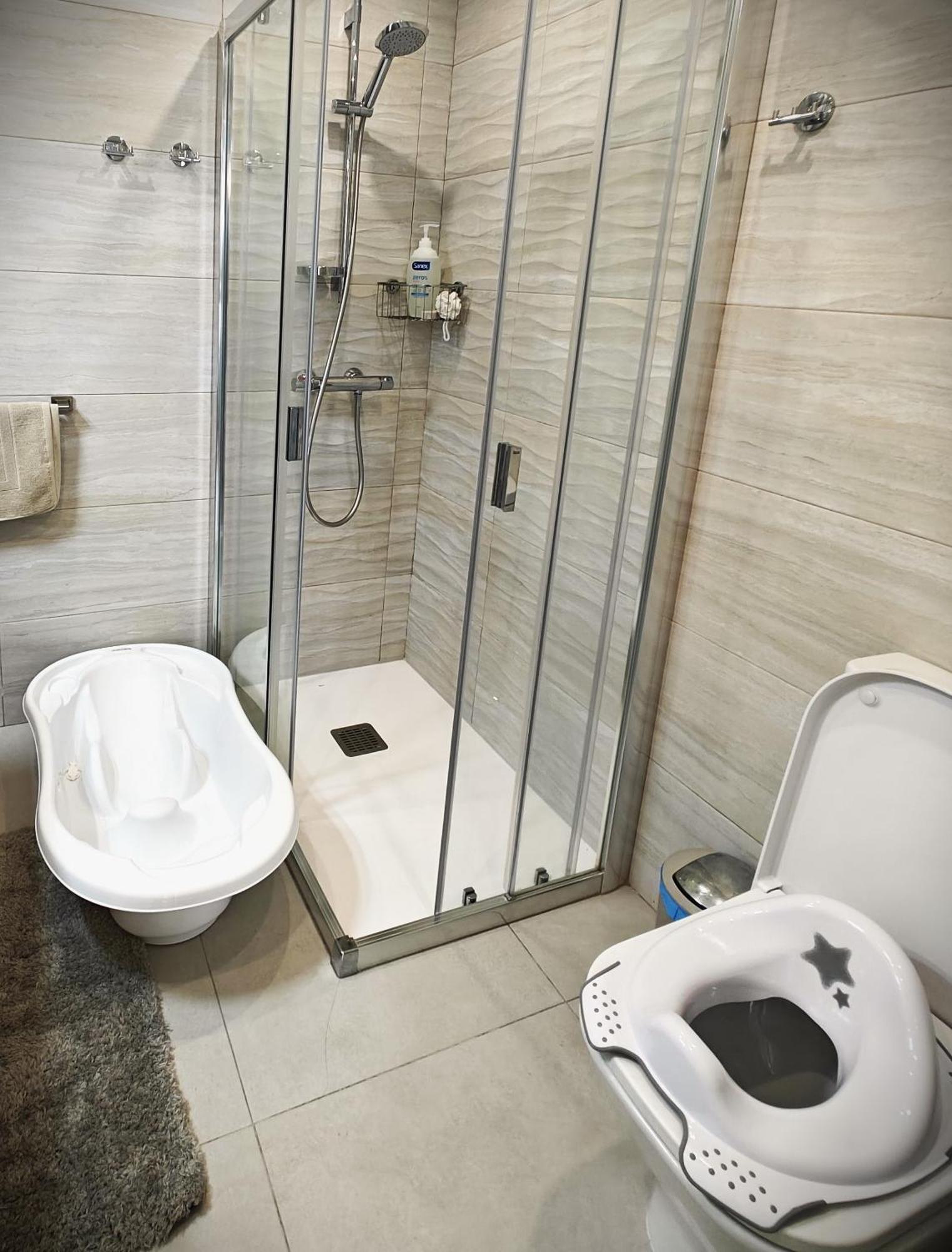 Sun Apartment - 3 Bedrooms, Priv Parking, Pool, Ac, Tv Channels, Fibre Net Лос Кристианос Экстерьер фото